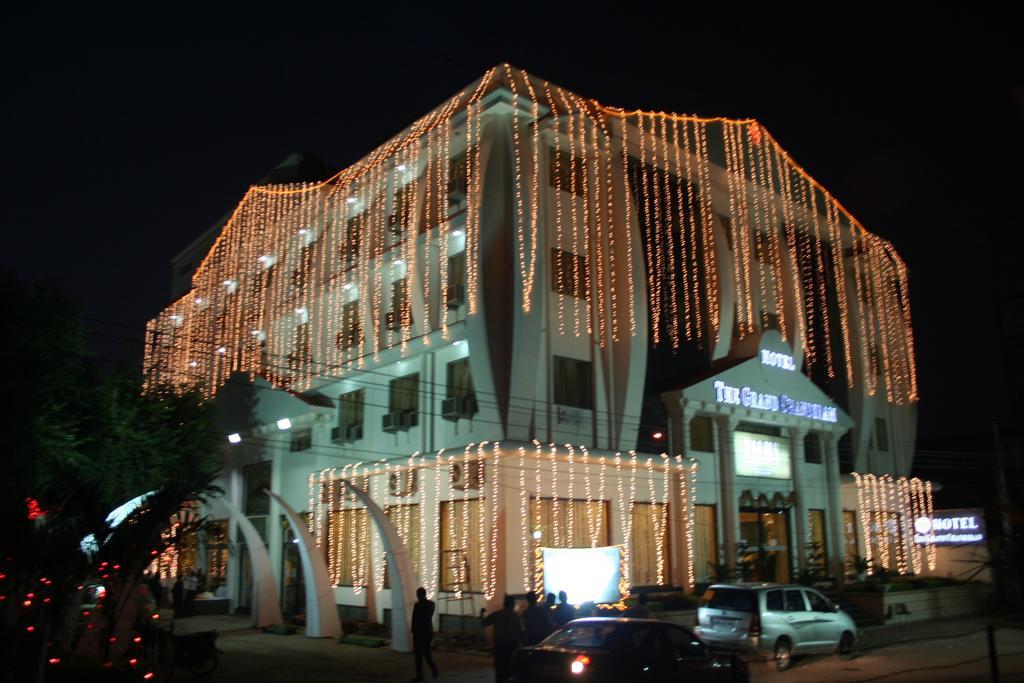 Hotel The Grand Chandiram Kota  Luaran gambar